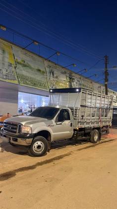 FORD F-4000 2.8 ISF DIESEL 4X2 MANUAL FORD F-4000 2.8 ISF DIESEL 4X2 MANUAL